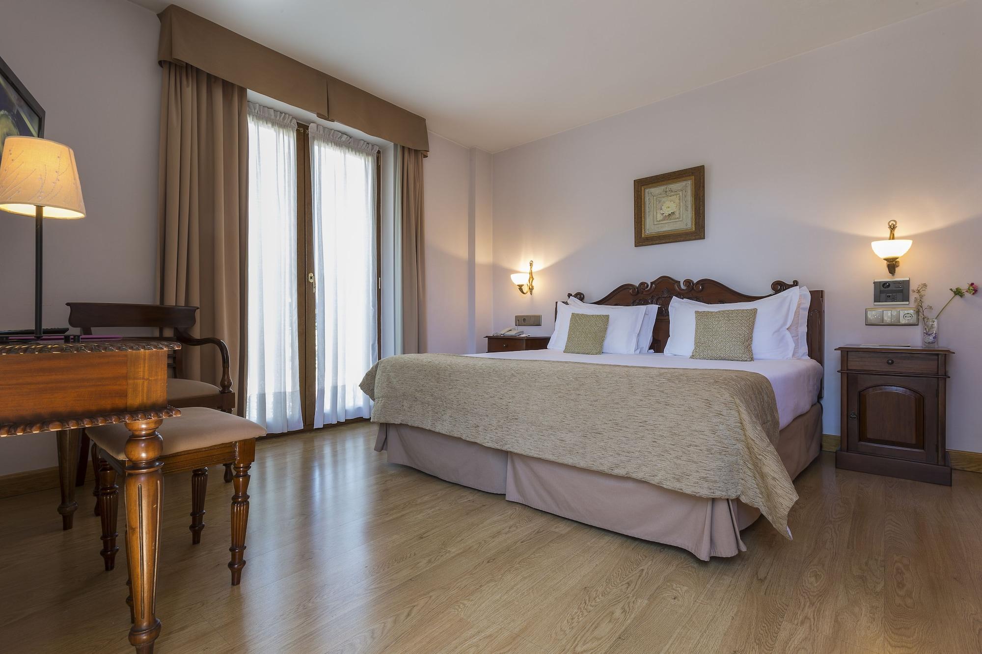 Ayre Hotel Alfonso II Oviedo Dış mekan fotoğraf
