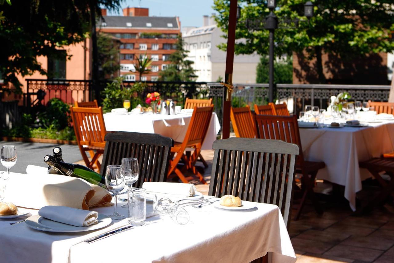 Ayre Hotel Alfonso II Oviedo Dış mekan fotoğraf