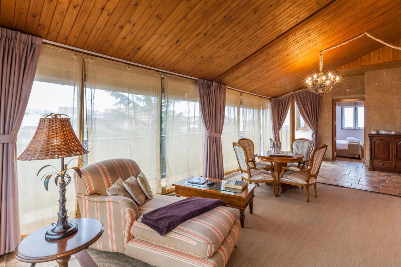 Ayre Hotel Alfonso II Oviedo Dış mekan fotoğraf